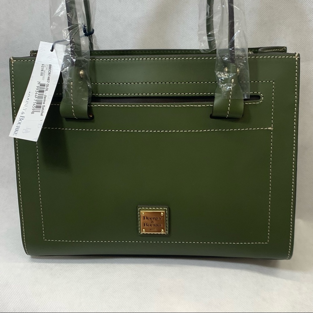 Dooney & Bourke . Here are Photos I took to show bag's Current condition.